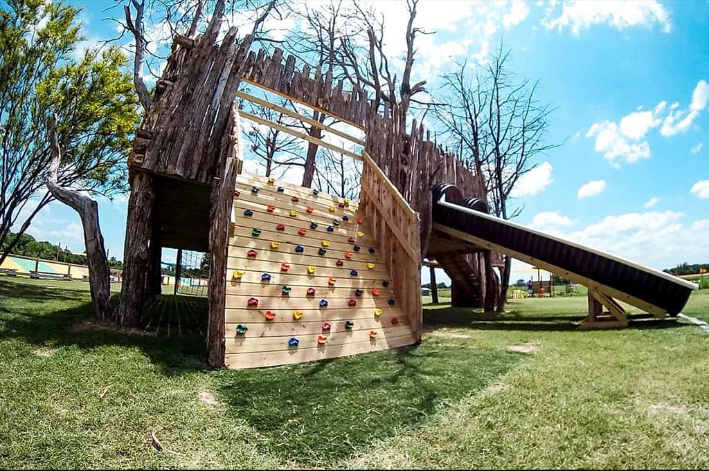 Texas Sized Wilbarger Tree Fort
